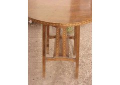 Five matching Arts and Crafts oak sidetable - Thumbnail 12