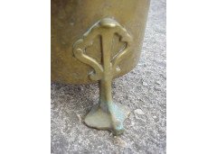 Arts & Crafts Brass Jardinière with Stylised Heart Tripod Brackets - Thumbnail 6