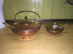 WAS Benson. A copper and brass warming tray, with stylised feet. - Thumbnail 3