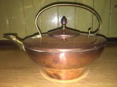 WAS Benson. A copper and brass warming tray, with stylised feet. - Thumbnail 5