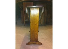 A Little Arts and Crafts Oak Drop Leaf Tea or Side Table - Thumbnail 2