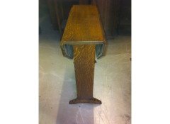 A Little Arts and Crafts Oak Drop Leaf Tea or Side Table - Thumbnail 3
