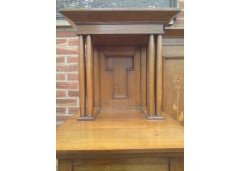 Maple and Co. An Arts and Crafts quality oak sideboard - Thumbnail 6