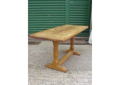 Robert Mouseman Thompson. A dining table. - Thumbnail 2