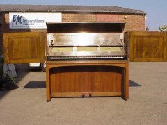 M H Baillie Scott for John Broadwood. An oak Arts and Crafts Manxman Piano - Thumbnail 4