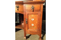 Shapland and Petter. An Arts and Crafts oak dressing table - Thumbnail 5