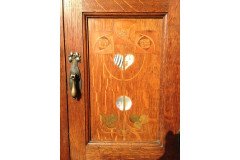 Shapland and Petter. An Arts and Crafts oak dressing table - Thumbnail 6