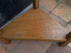 Thomas Gnomeman Whittaker. A good quality corner table - Thumbnail 3