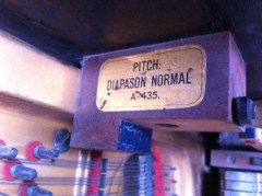 M H Baillie Scott for John Broadwood. An oak Arts and Crafts Manxman Piano - Thumbnail 26