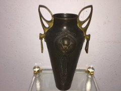 Albert Mayer. A large exhibition quality hammered copper vase - Thumbnail 2