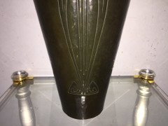 Albert Mayer. A large exhibition quality hammered copper vase - Thumbnail 8