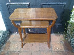 Shapland and Petter (attributed). An Arts and Crafts oak side table - Thumbnail 2
