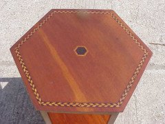Shapland and Petter. A mahogany hexagonal sidetable - Thumbnail 3