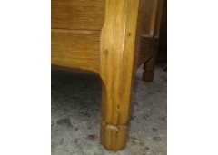 Alan Acornman Grainger. An oak chest of drawers with five drawers - Thumbnail 9