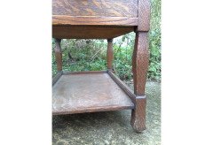 Shapland and Petter. A stunning Arts and Crafts oak desk with an upper shelf - Thumbnail 13