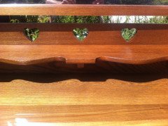 Shapland and Petter. An Arts and Crafts dressing table with heart cut-outs below the shelf - Thumbnail 5
