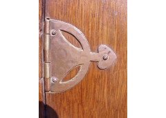 G M Ellwood for Bath Cabinet Makers. An Arts and Crafts oak sideboard - Thumbnail 15