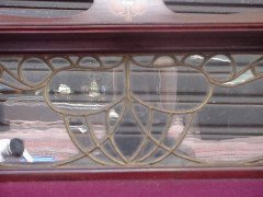 Shapland and Petter. A fantastic mahogany desk inlaid with stylised flowers of various fruit woods - Thumbnail 6