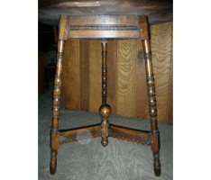 A Gothic Revival oak cricket table - Thumbnail 3