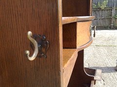 Shapland and Petter. An Arts and Crafts oak hallstand - Thumbnail 15