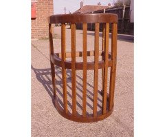 An Arts and Crafts oak tub chair - Thumbnail 3