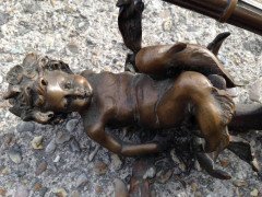 An exceptional pair Bronze wall lights of a Merboy riding a mythical Dolphin - Thumbnail 6