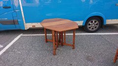 Heals, Attributed, an English Arts & Crafts Oak Drop Leaf Hexagonal Dining Table - Thumbnail 4
