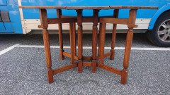 Heals, Attributed, an English Arts & Crafts Oak Drop Leaf Hexagonal Dining Table - Thumbnail 7