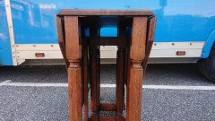 Heals, Attributed, an English Arts & Crafts Oak Drop Leaf Hexagonal Dining Table - Thumbnail 11