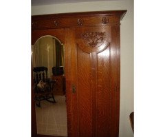 Shapland & Petter, Arts & Crafts Oak Treble Wardrobe with Floral Carved Details - Thumbnail 3
