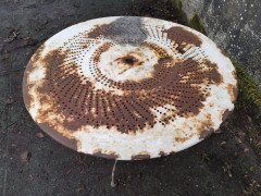 French Art Deco Iron Cafã© or Bistro Circular Dining Table with Perforated Top - Thumbnail 3