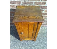 Charles Bevan, In the Style of – Gothic Revival Oak Bedside Cabinet with Inlay - Thumbnail 4