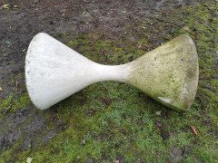 Willy Guhl, Extra Large Diablo Hourglass Planter in Wonderful Original Condition - Thumbnail 8