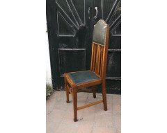 Wylie & Lochhead Attri. a Set of Four English Arts and Crafts Oak Dining Chairs - Thumbnail 3