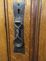Morris & Co Attr. an Arts & Crafts Oak Treble Linen Press, Metalwork by Rathbone - Thumbnail 10