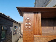 Shapland & Petter, Style of M. H. Baillie Scott, an Arts & Crafts Oak Hall Cupboard - Thumbnail 6