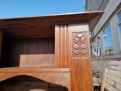 Shapland & Petter, Style of M. H. Baillie Scott, an Arts & Crafts Oak Hall Cupboard - Thumbnail 11