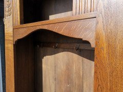 Shapland & Petter, Style of M. H. Baillie Scott, an Arts & Crafts Oak Hall Cupboard - Thumbnail 14