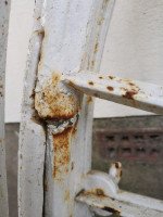 4 Victorian Cast Iron Circular Swivel Windows with Segmented Triangular Design - Thumbnail 18