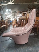 Gerard Van Den Berg for Montis, a Pale Pink 'Mantis' Swivel Armchair - Thumbnail 4