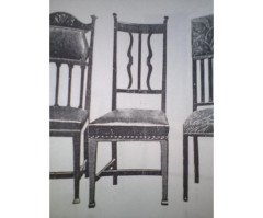 Wylie & Lochhead a Set of Five Scottish Arts & Crafts Oak Dining Chairs '4 + 1' - Thumbnail 9