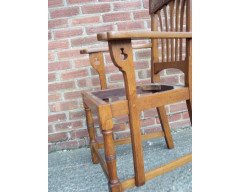 English Arts & Crafts Oak Dining Chair with Stylised Floral Cut- Outs to the Arms - Thumbnail 9
