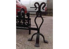 M. H. Baillie Scott Attributed, a Hand Forged Iron Grate with Integrated Andirons - Thumbnail 6