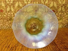 A Single Arts and Crafts Vaseline/Uranium Glass Shade. - Thumbnail 1