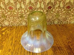 A Single Arts and Crafts Vaseline/Uranium Glass Shade. - Thumbnail 4