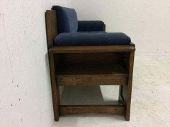 An Architectural Oak Settee or Sofa in the Style of Charles Rennie Mackintosh - Thumbnail 2