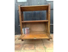 English Arts & Crafts Oak Bookcase with Upper Angled Book Trough - Thumbnail 5