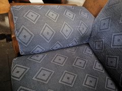 An Architectural Oak Settee or Sofa in the Style of Charles Rennie Mackintosh - Thumbnail 7