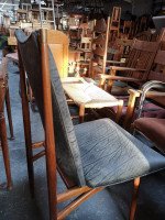 Gio Ponti, Attri, 12 Mid-Century Modern Teak Dining Chairs with Brass Fittings - Thumbnail 8