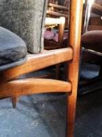 Gio Ponti, Attri, 12 Mid-Century Modern Teak Dining Chairs with Brass Fittings - Thumbnail 10
